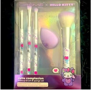 Hello Kitty Crème X Shop Makeup Brush& Sponge Set